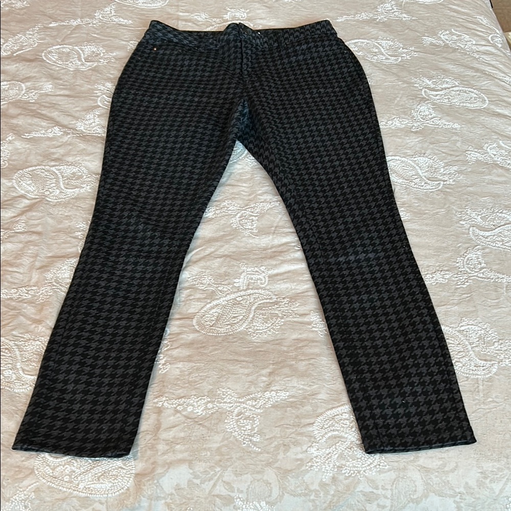 Trendy Houndstooth Trousers